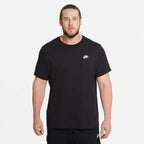 Camiseta Basic Sportswear Club Tee Nike