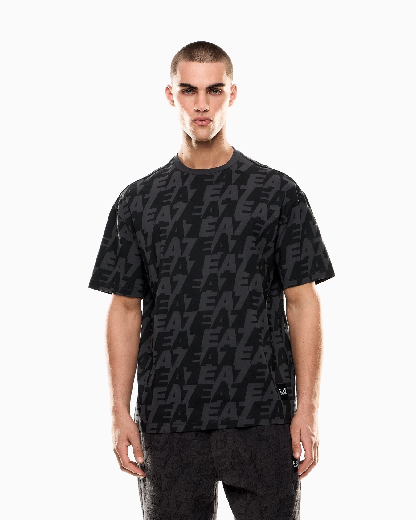 0877 Preto M