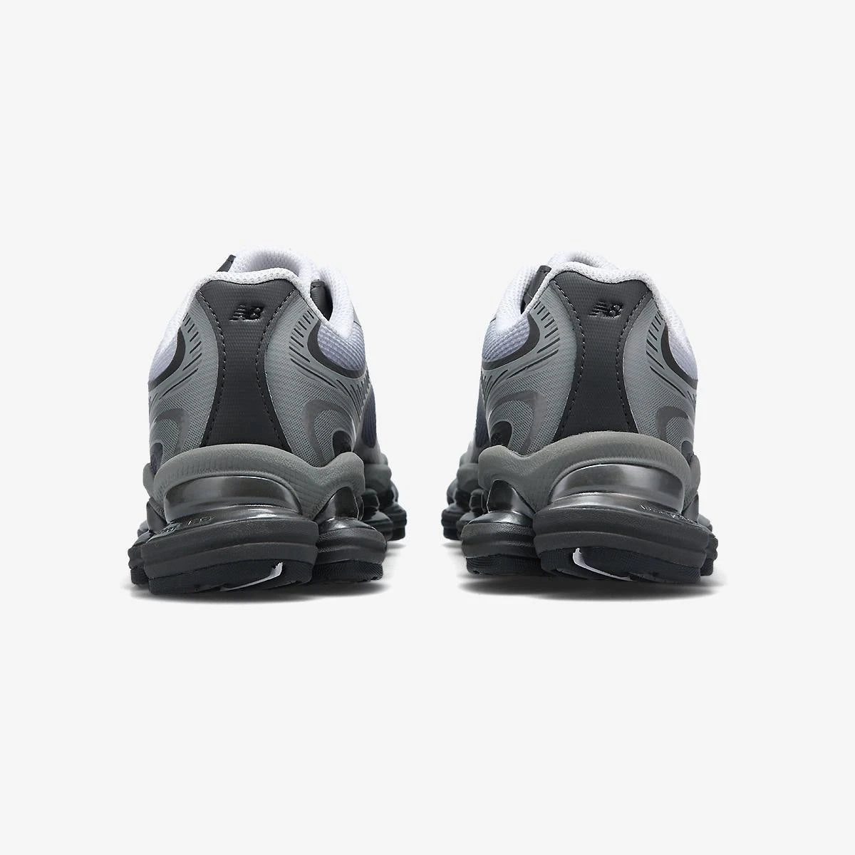 Tenis New Balance 2000