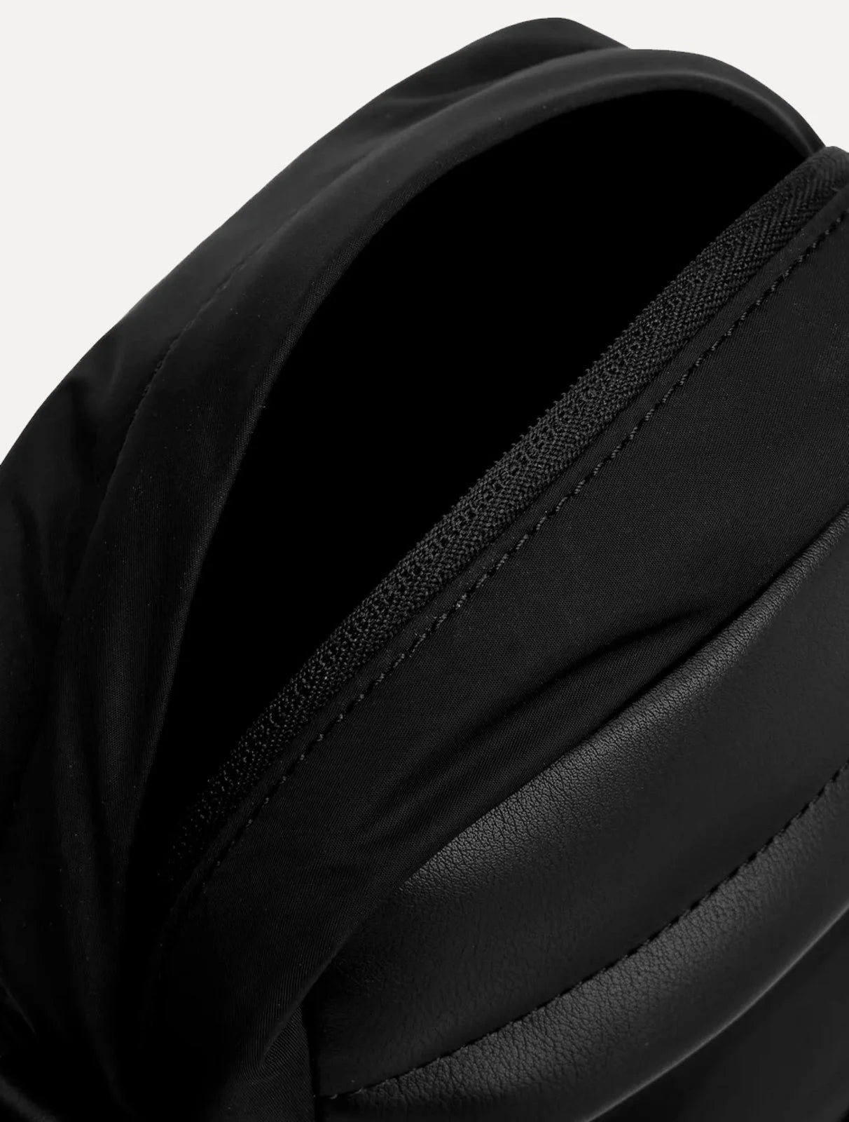 Bag Tommy HilfigerNylon Mini Shoulder Reporter