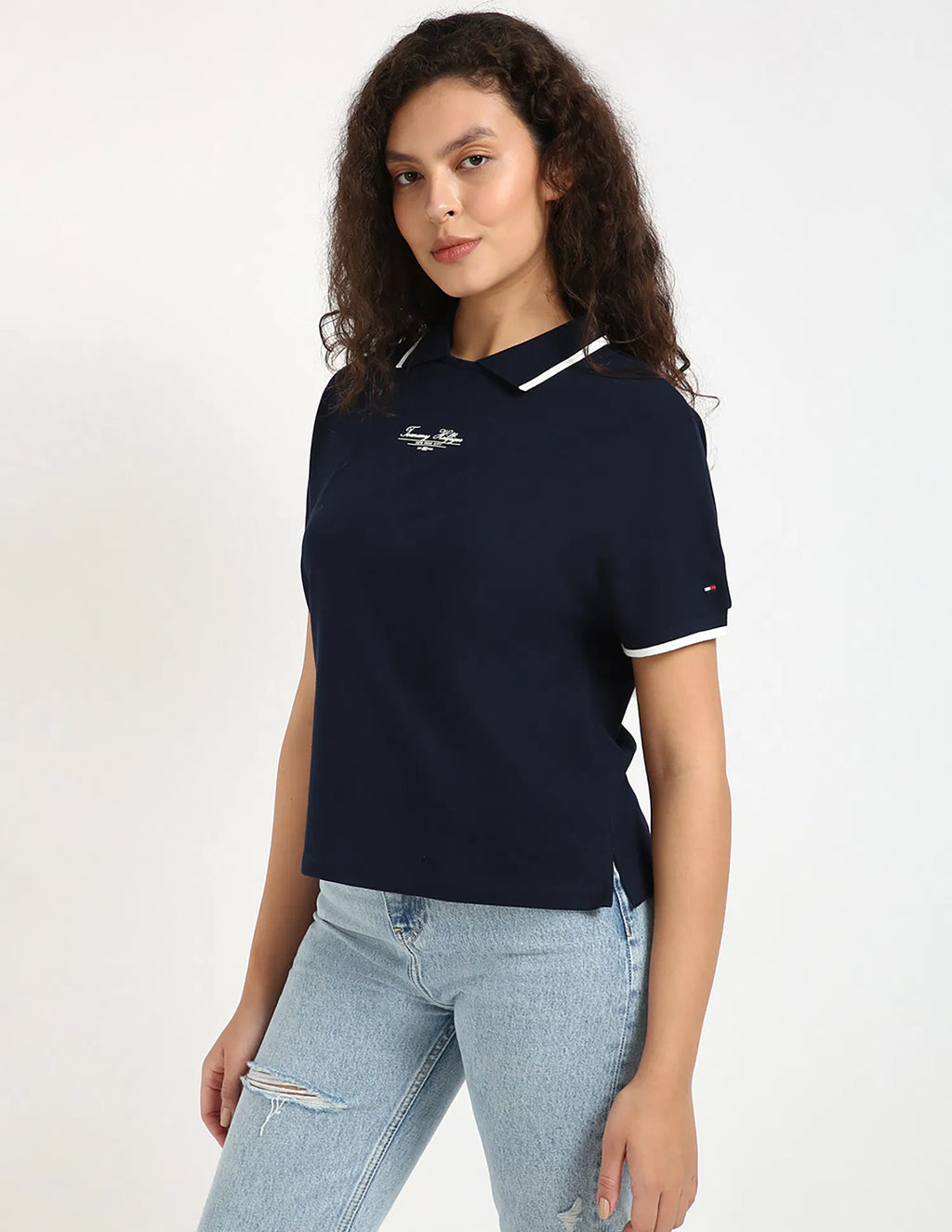 Polo Tommy Hilfiger feminina com Gola Diferenciada