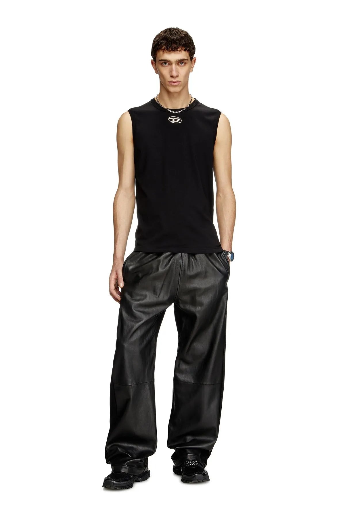 Regata diesel T-bisco-od preto