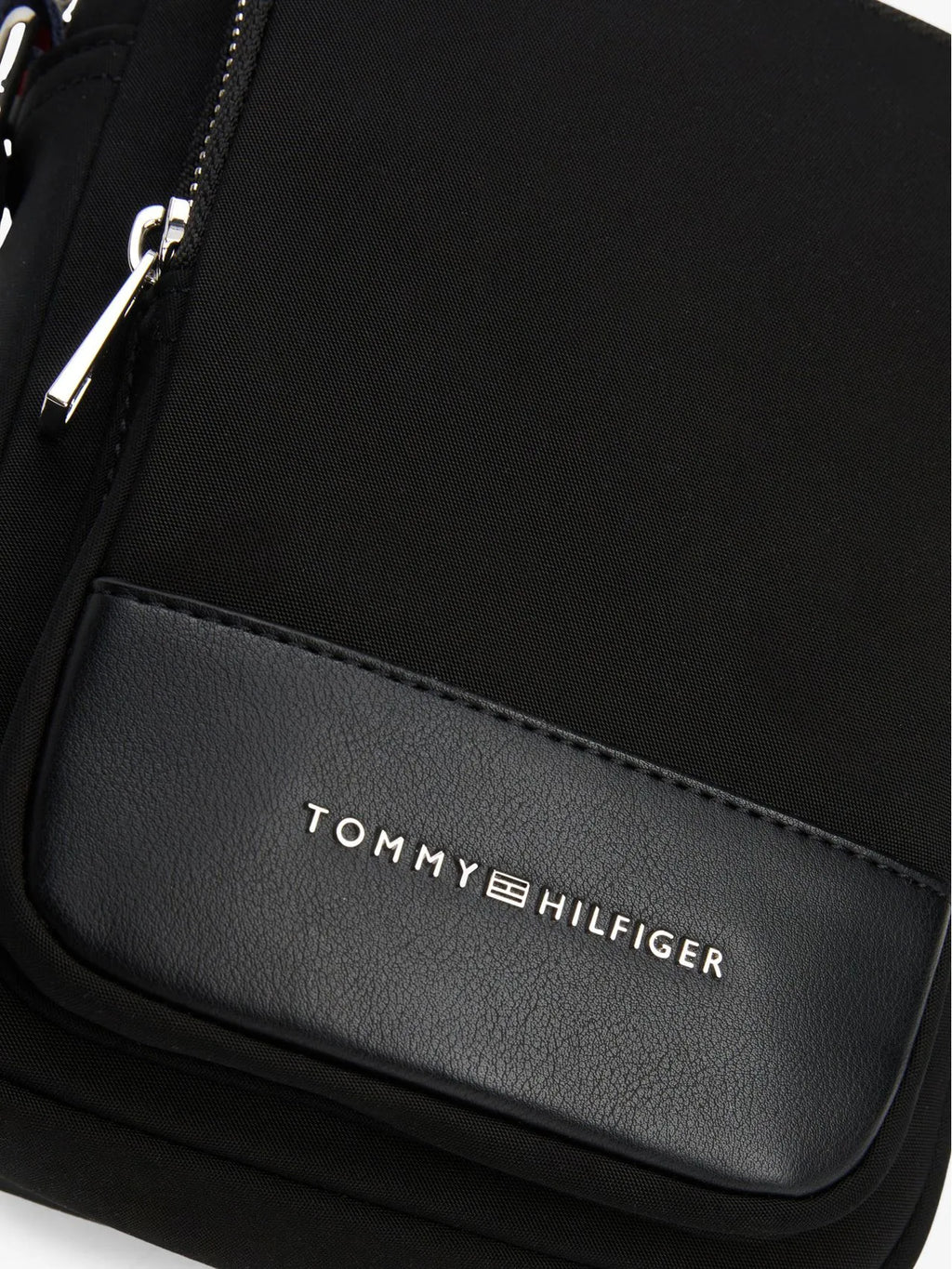 Bag Tommy Hilfiger TH Business Con Logo Metálico