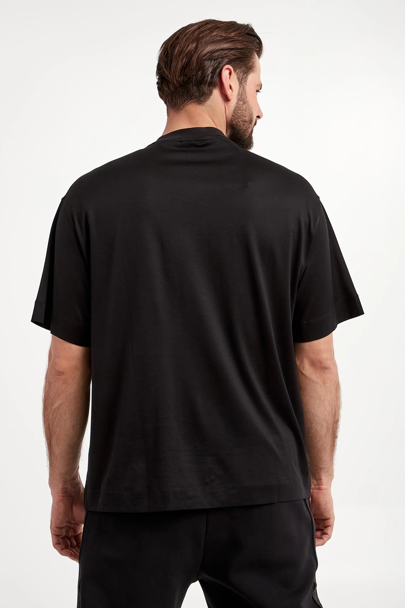Camiseta Embroidered Flowers Emporio Armani