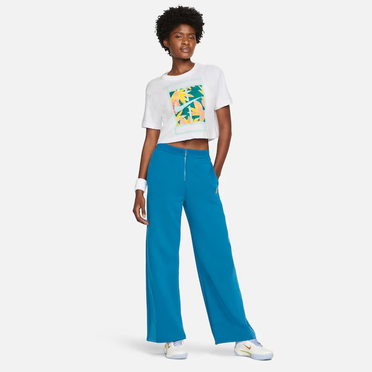 Camiseta Nike Dri-Fit - Feminina branca