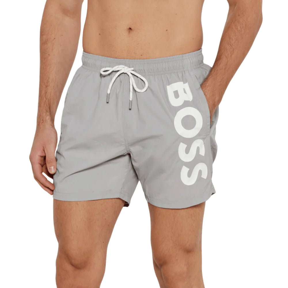 Bermuda Boss Na Lateral Detalhado