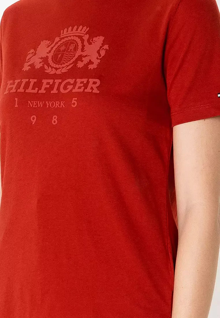 Camiseta Tommy Hilfiger Com Estampa Frontal Discreta