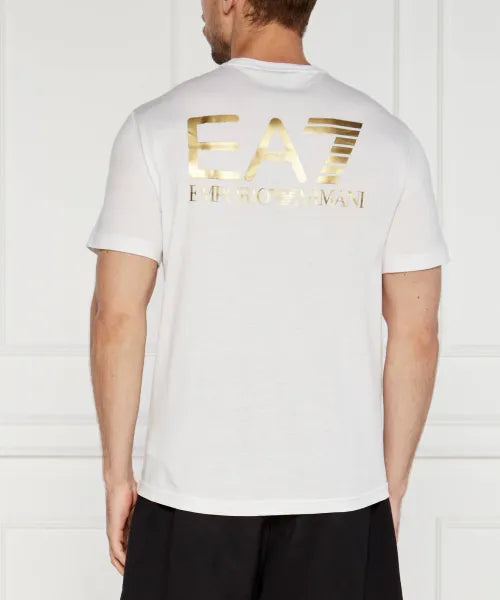 Camiseta Ea7 Emporio Armani nas Costas