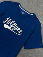 Camiseta 1985 Lettering Regular Fit Tommy Hilfiger