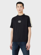 Camiseta Colorblock Shoulder Embroidered Logo Chest Emporio Armani