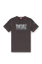 Camiseta Diesel Detalhado CHUMBO