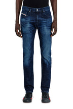 8884 Jeans 40